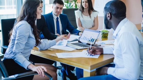 Materi Digital Marketing: Sumber Daya dan Konten Edukasi untuk Pengembangan Profesional