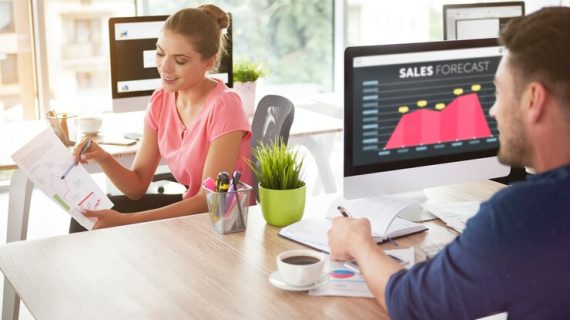 Menggunakan Behavioral Data untuk Meningkatkan Targeting Iklan