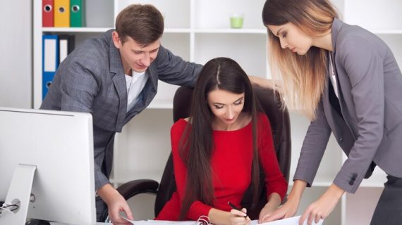 Memahami Dampak Bounce Rate pada SEO: Cara Mengatasi Tingkat Pentalan Tinggi