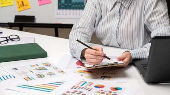 Pemasaran Global: Menavigasi Tantangan dan Kesempatan di Pasar Internasional