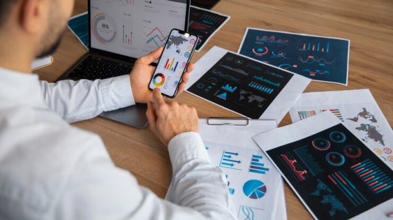 Menggunakan Big Data untuk Meningkatkan Pengalaman Pelanggan