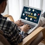 Panduan Menggunakan Hootsuite untuk Menyusun Strategi Media Sosial