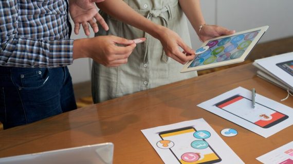 Strategi Digital Marketing untuk Meningkatkan Pengalaman Pengguna di Website