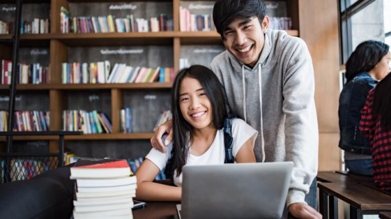 Kepatuhan dan Regulasi dalam Bisnis Digital: Apa yang Perlu Diketahui?