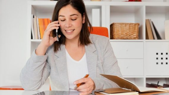 Manajemen Pemasaran dan Social Media: Keterkaitan dan Strategi Efektif