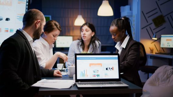 Membangun Identitas Corporate Brand yang Kuat
