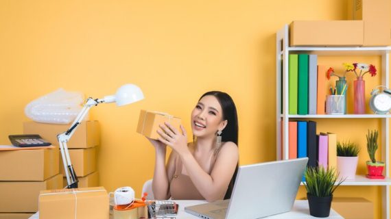 Mengapa Dropshipping Menjadi Pilihan Populer untuk Pebisnis Pemula?