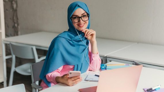 Menggunakan LinkedIn untuk Meningkatkan Jaringan Bisnis Umroh