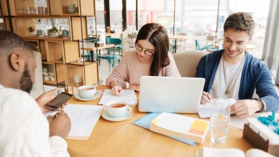 Menggunakan Teknologi Terbaru dalam Digital Marketing oleh Digital Marketing Agency