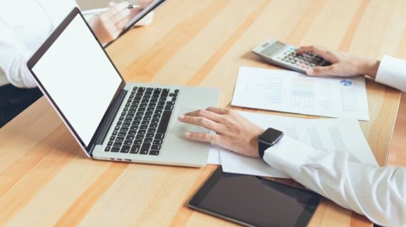 Optimasi SEO untuk Bisnis e-Commerce: Menghadapi Persaingan yang Ketat