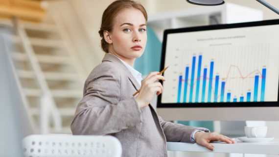 Big Data dan Personal Branding: Cara Memanfaatkan Data Besar untuk Memperkuat Citra Anda