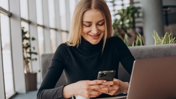 Cara Menggunakan Data Analitik untuk Meningkatkan Strategi Pemasaran Digital