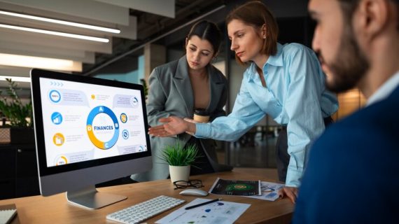 Memahami Analisis SWOT dan Balanced Scorecard untuk Meningkatkan Kinerja Perusahaan