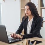 Memanfaatkan Retargeting dalam Iklan Online: Strategi Pemasaran untuk Meningkatkan Konversi