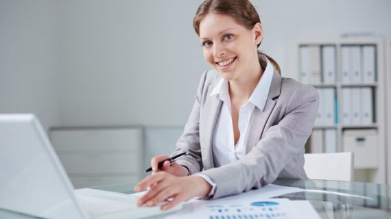Mengapa CRM Penting dalam Industri E-commerce?
