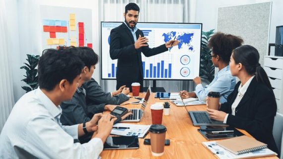Mengembangkan Strategi Growth Hacking yang Efektif untuk Bisnis Anda
