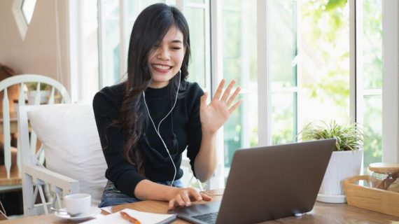 Menggunakan Survey untuk Mengumpulkan Umpan Balik