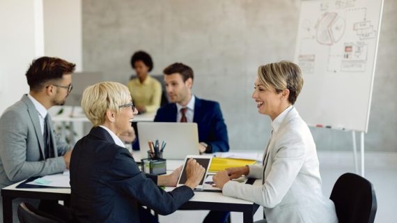 Strategi Pemasaran Efektif dengan Menggabungkan Metode SWOT dan Analisis 4P