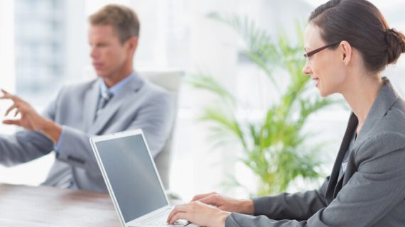 Strategi Positioning: Membedakan Diri di Pasar yang Ramai