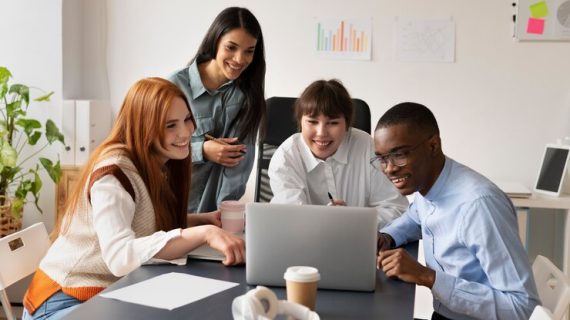 Cara Menilai Kekuatan, Kelemahan, Peluang, dan Ancaman dengan SWOT dan TOWS