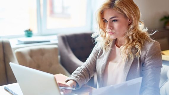 Menggunakan CRM untuk Meningkatkan Efektivitas Pemasaran Influencer