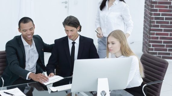 Strategi Digital Marketing untuk Meningkatkan Penjualan dan Konversi Online