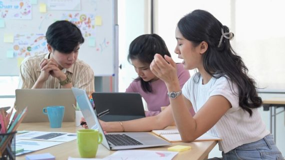 Big Data dalam Industri Retail: Analisis Pembelian dan Preferensi Pelanggan