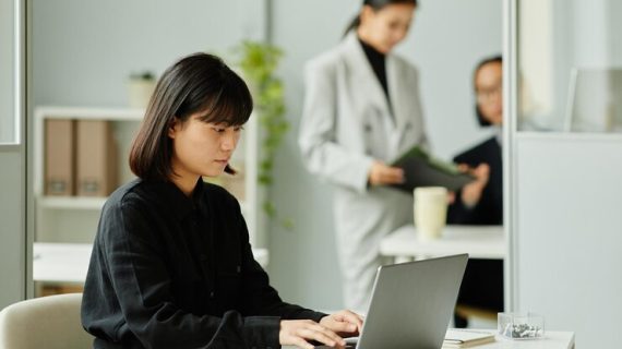 Mari Kita Buat Artikel SEO yang Komprehensif dan Efektif