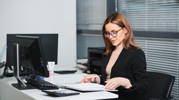 Konsultasi SEO Internet Marketing: Tingkatkan Bisnis Anda dengan Strategi Data-Driven