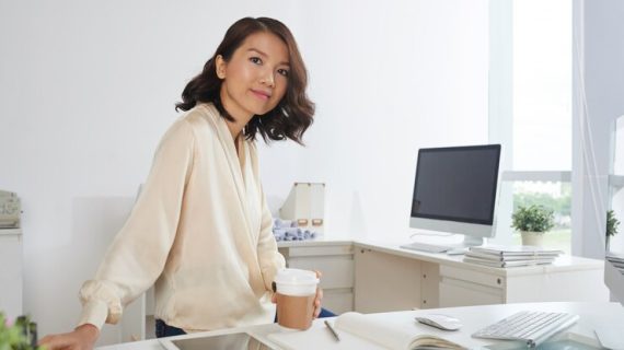 Menggunakan Data Analitik untuk Meningkatkan Kinerja Bisnis Digital